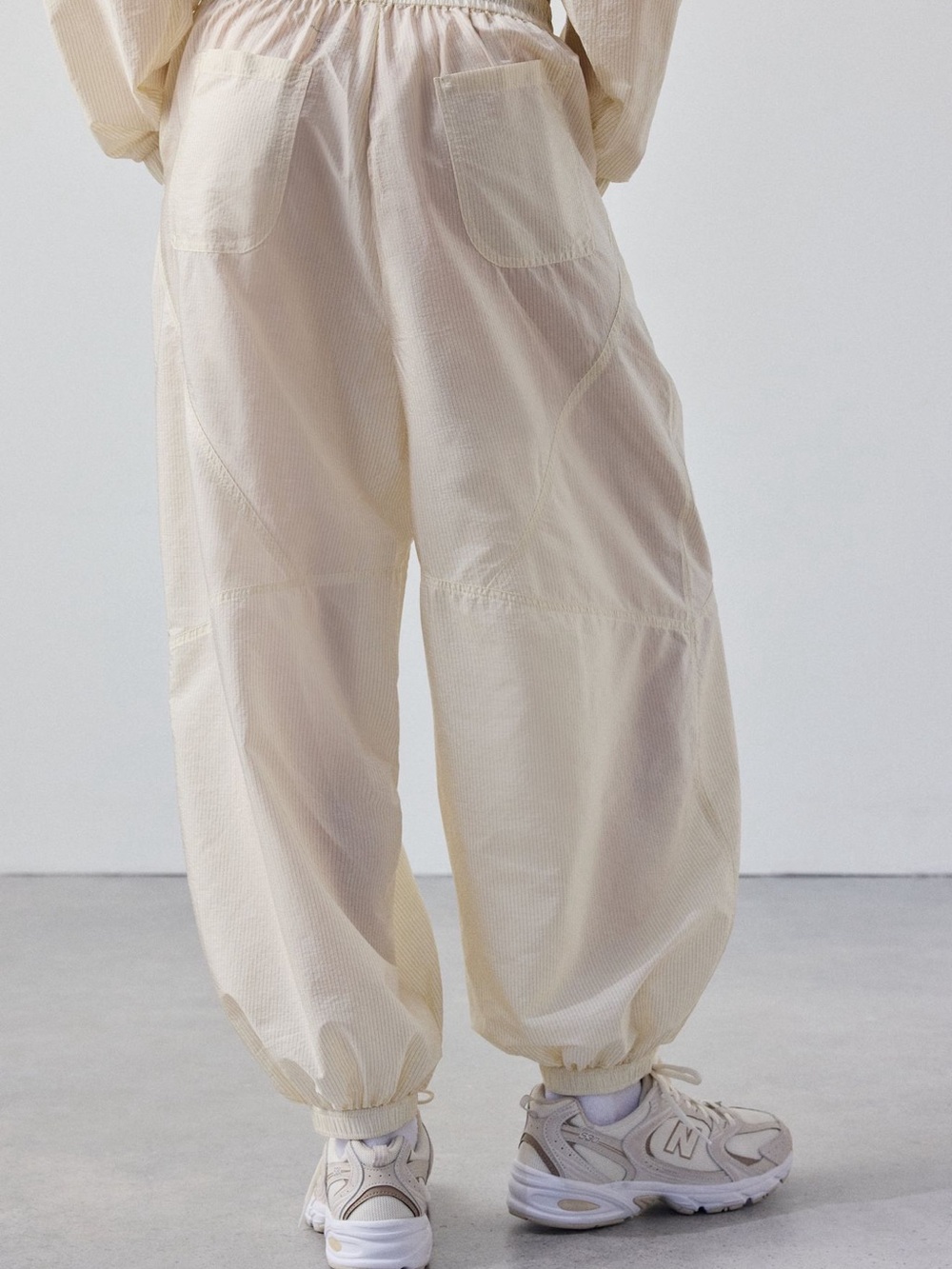 Urban Outfitters Out From Under On The Move Kai Balloon Track Pants NWT - Picture 3 of 5